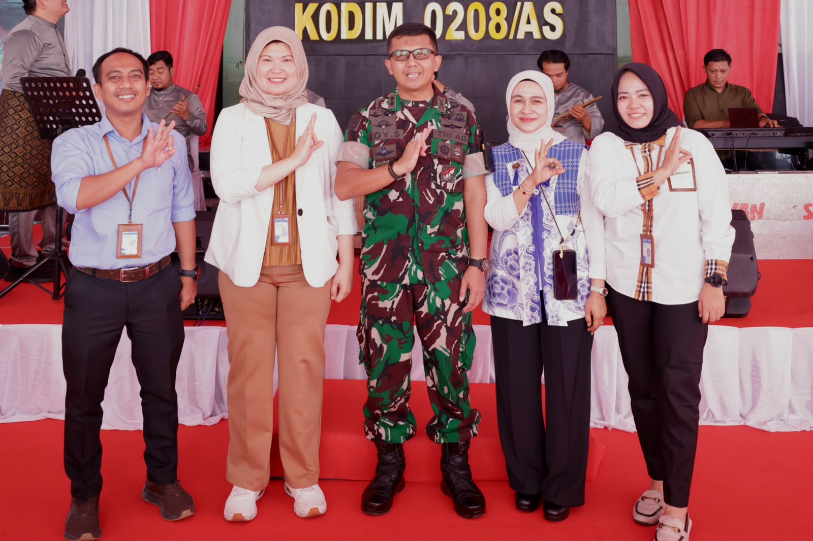 Hadiri Peresmian Masjid Al-Ikhlas Kodim 0208/AS, BRI BO Kisaran Serahkan Penghargaan bagi Anak Prajurit Berprestasi